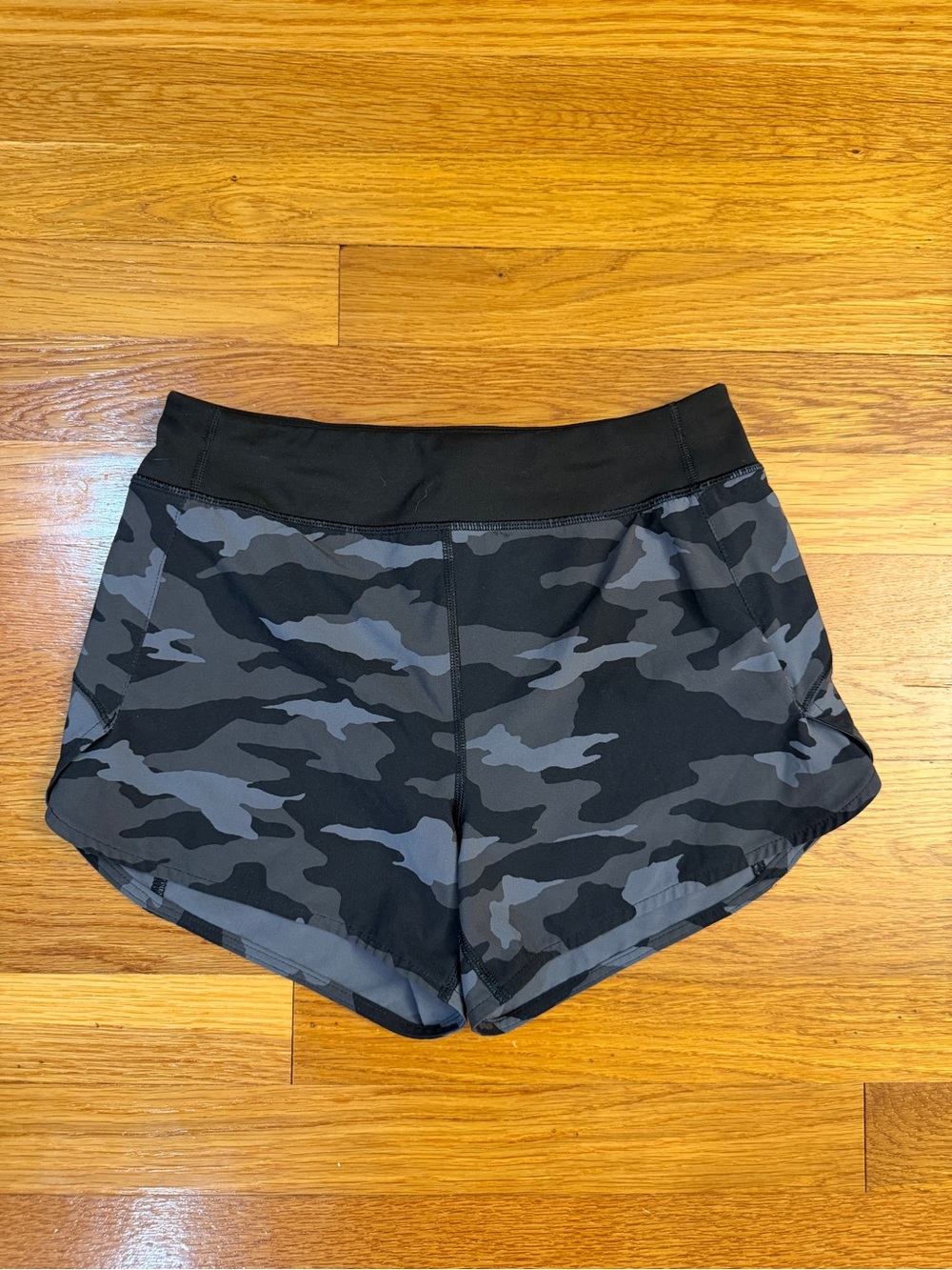 Athleta Girl Run The World 3" Short in Black Camo - Girls Size L/12